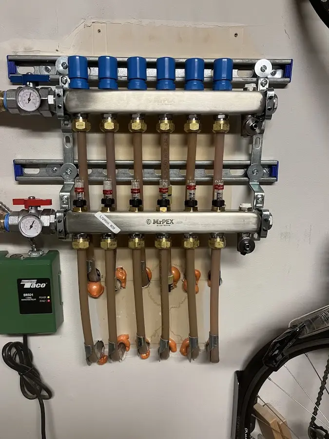 Plumber performing Gas Leak Detection at a residential property in West Linn